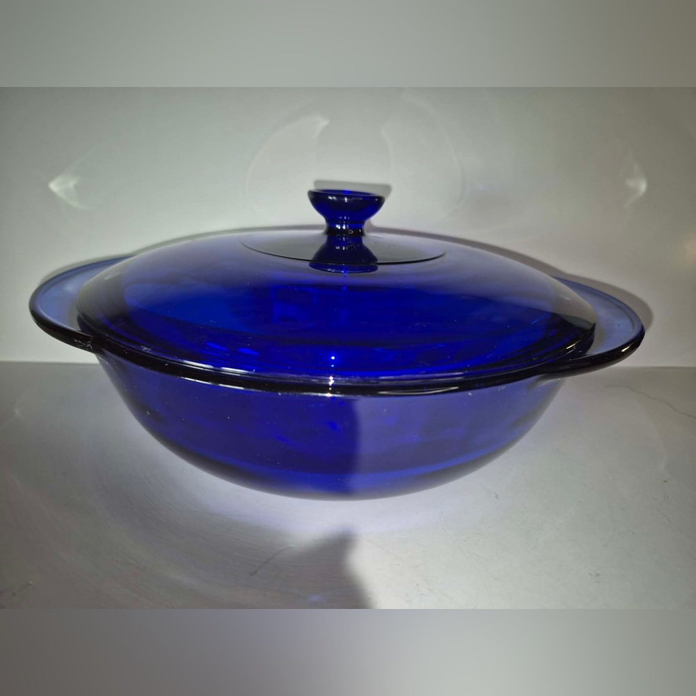 Vintage Blue Cobalt Glass Round Baking Dish with Lid, Handles 2qt Anchor Hocking - Picture 16 of 16
